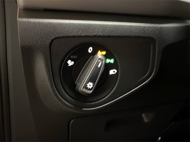 2022 Volkswagen Atlas Cross Sport V6 SE