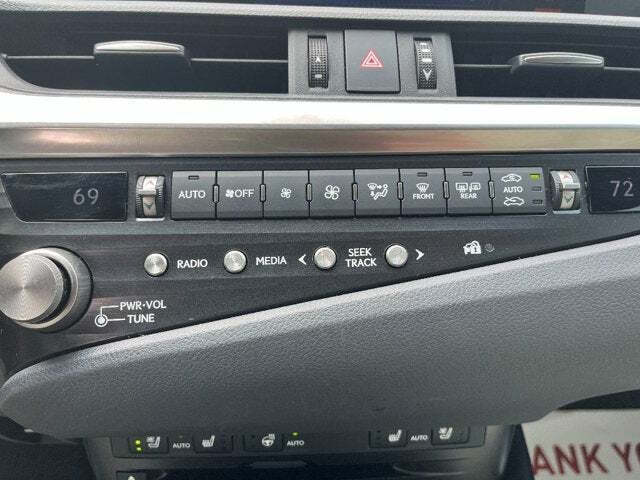 2021 Lexus ES 350 27