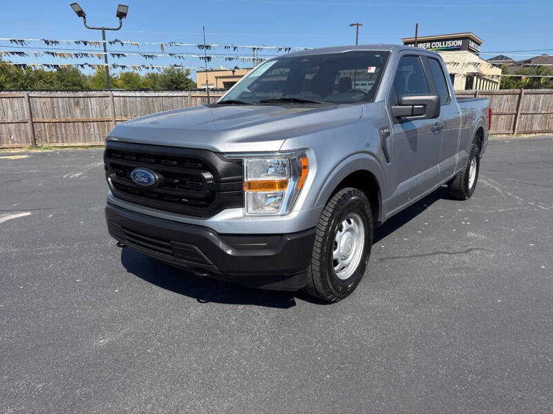 2022 Ford F-150 XL's photo