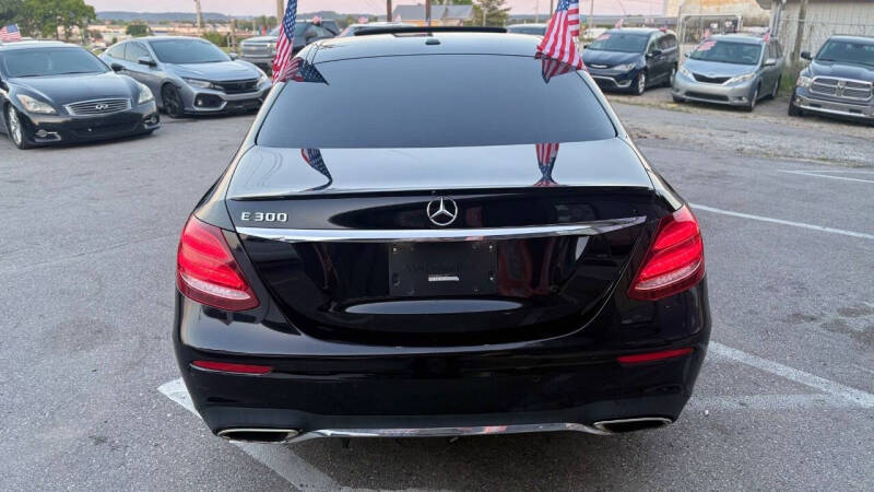 2017 Mercedes-Benz E-Class E 300