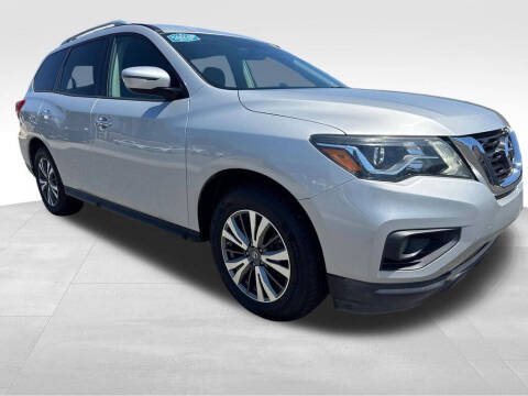 2017 Nissan Pathfinder SV