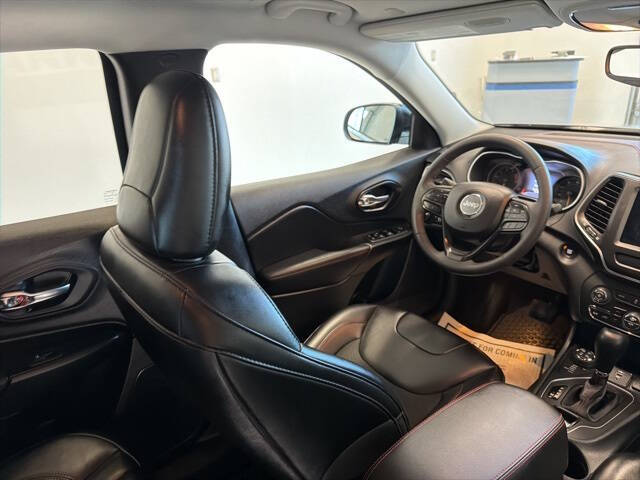 2022 Jeep Cherokee Trailhawk