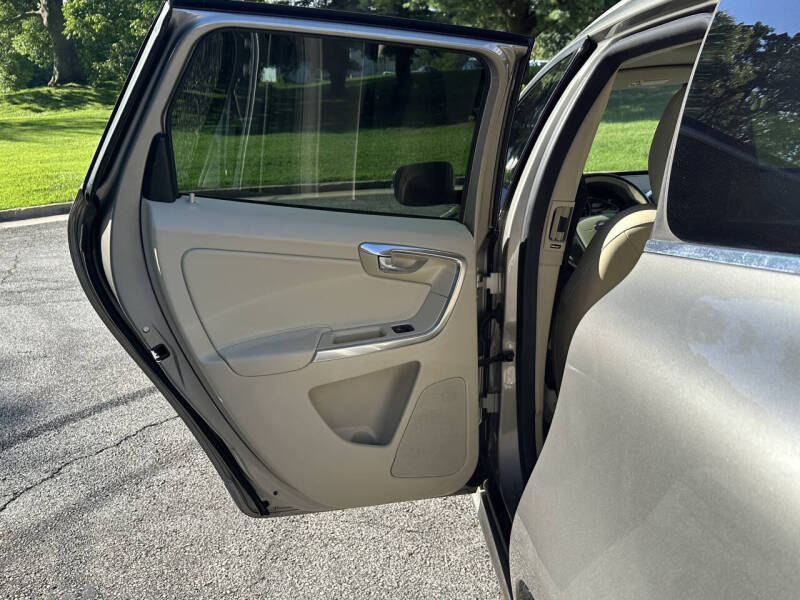 2015 Volvo XC60 T6 Drive-E