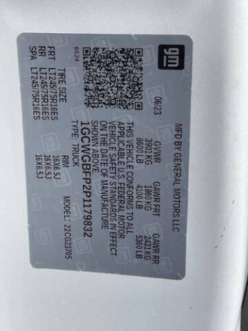 2023 Chevrolet Express 2500