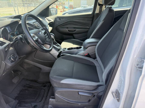 2014 Ford Escape S