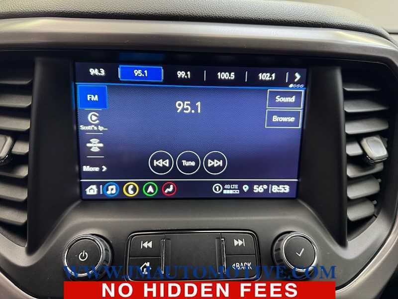 2023 GMC Acadia AT4