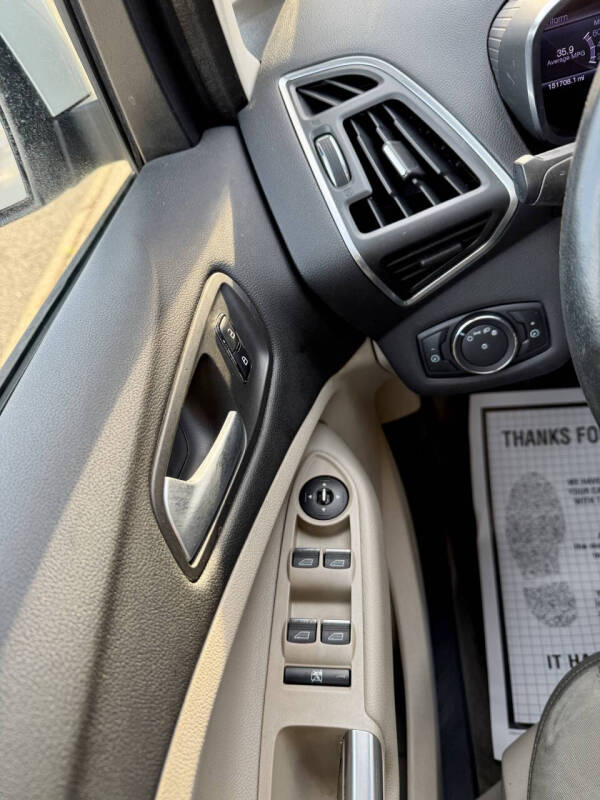 2013 Ford C-MAX Hybrid SE