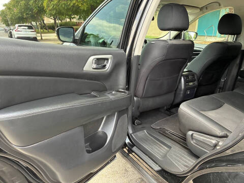 2018 Nissan Pathfinder S