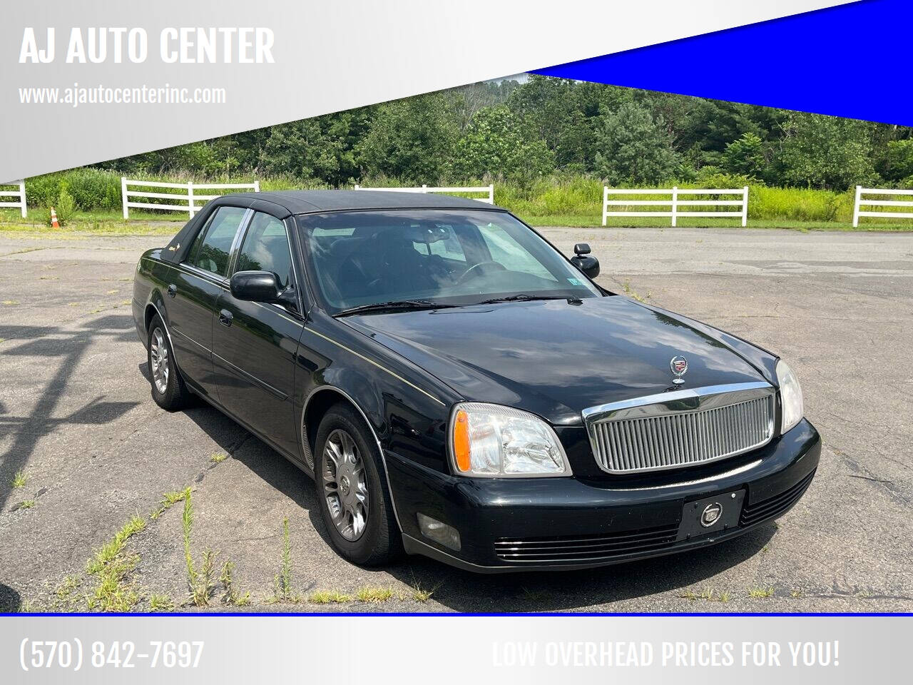 Black 2004 Cadillac DeVille Base 4dr Sedan 1