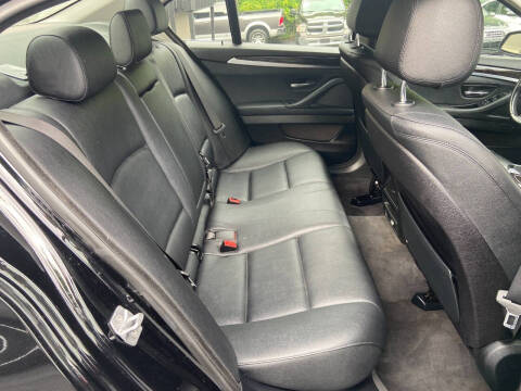 2016 BMW 5 Series 528i