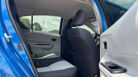 2014 Toyota Prius c Three