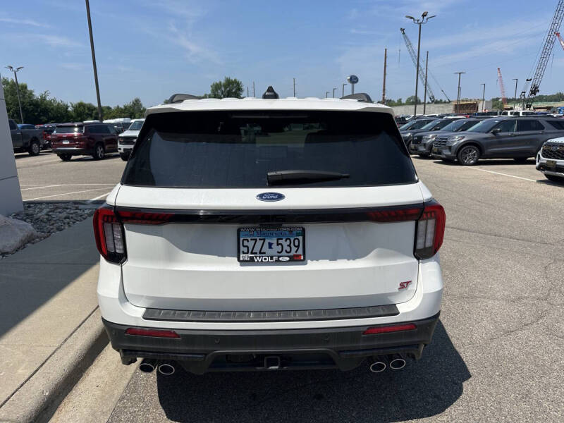 2025 Ford Explorer ST