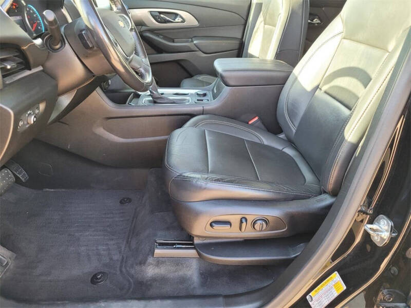 2020 Chevrolet Traverse LT Leather