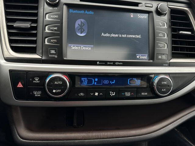 2016 Toyota Highlander Limited Platinum