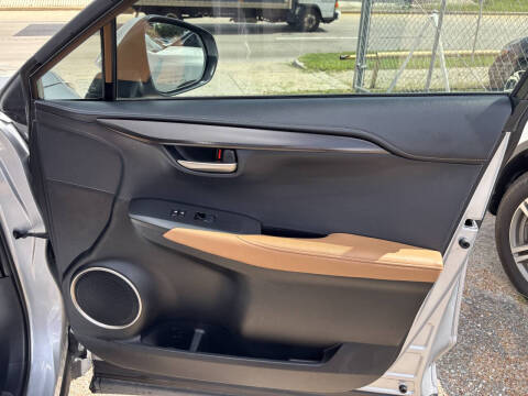 2017 Lexus NX 200t