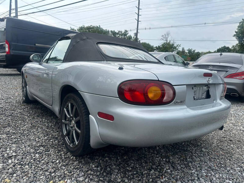 2000 Mazda MIata Convertible