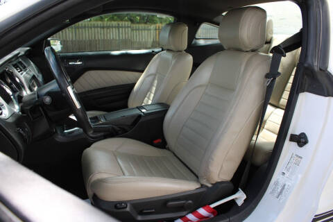 2014 Ford Mustang V6 Premium