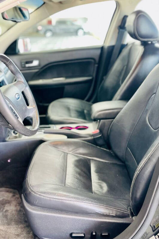 2011 Ford Fusion SEL