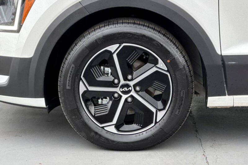 2025 Kia Niro EX