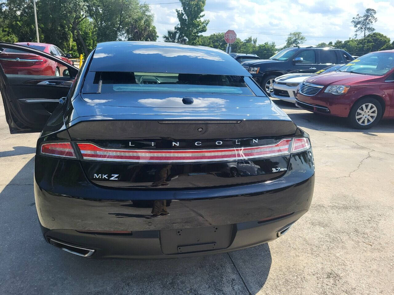 2016 Lincoln MKZ for sale at FAMILY AUTO BROKERS in Longwood, FL