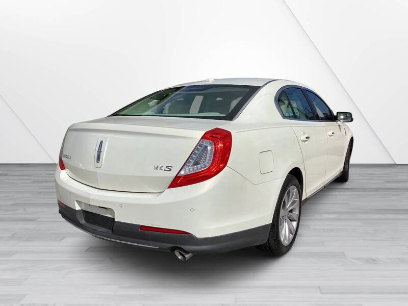 2013 Lincoln MKS