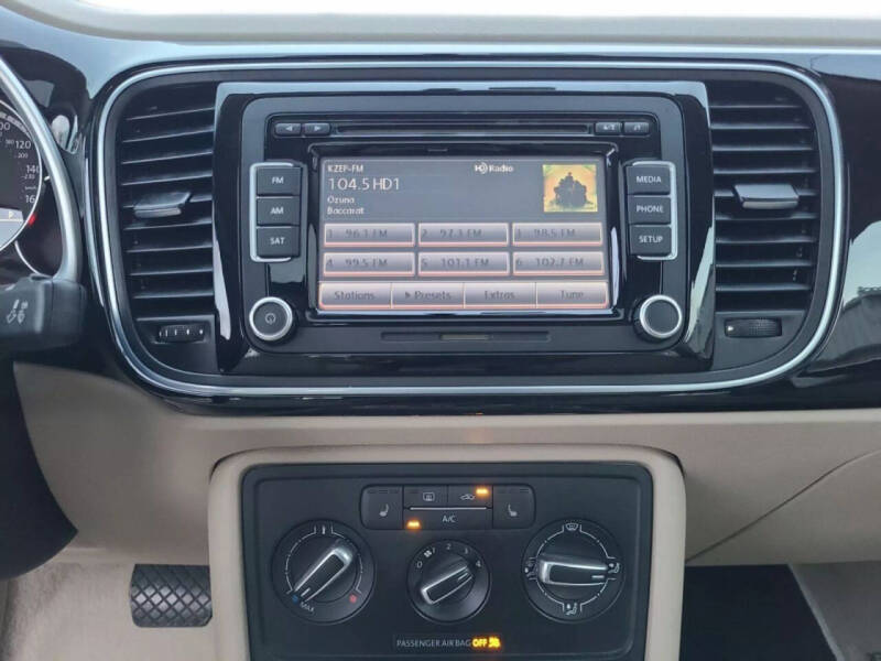 2013 Volkswagen Beetle