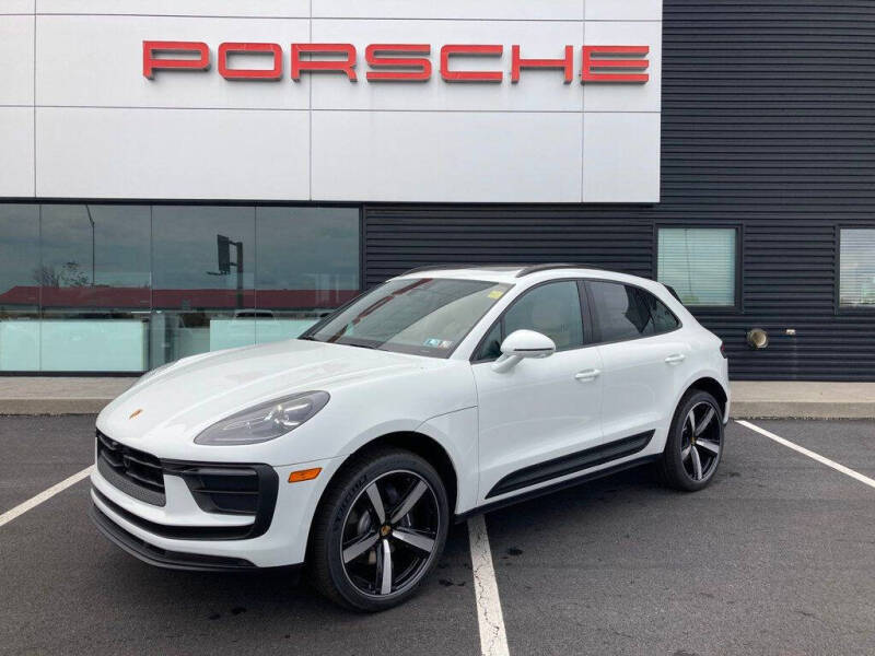 2025 Porsche Macan