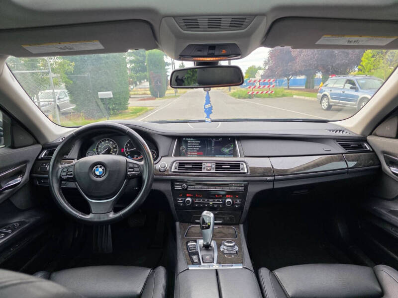 2013 BMW 7 Series 740Li xDrive