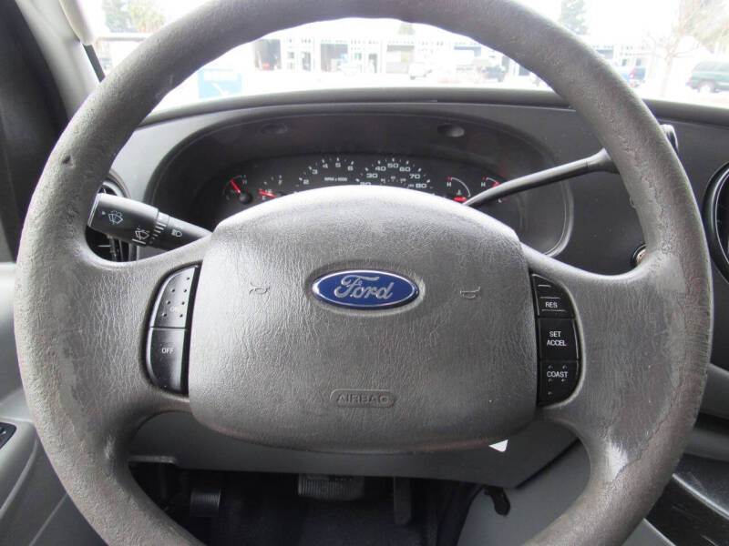 2008 Ford E-Series E-150