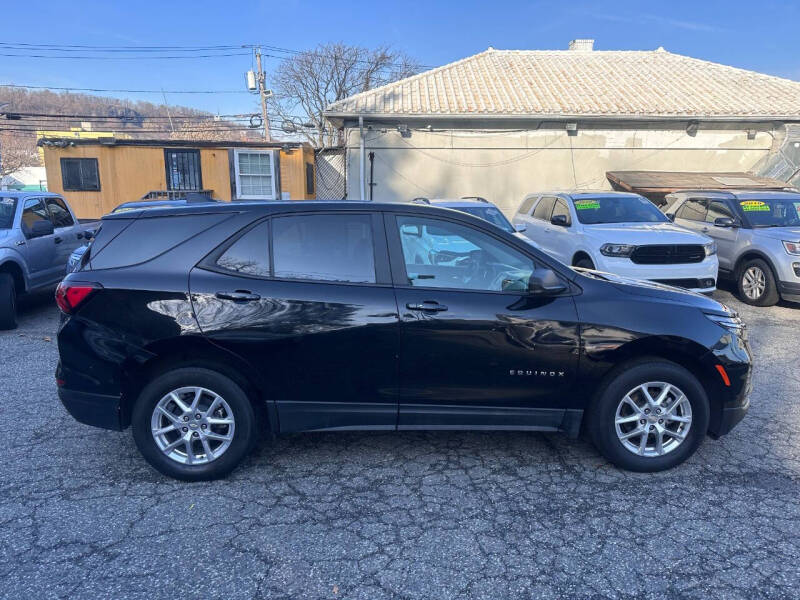 2023 Chevrolet Equinox LS photo 5