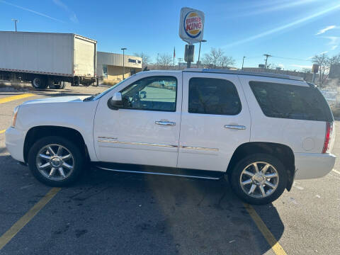 2012 GMC Yukon for sale at DISCOUNT MOTORS LLC in Big Lake MN