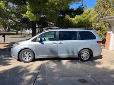 2015 Toyota Sienna for sale at Auto Acquisitions USA in Eden Prairie MN