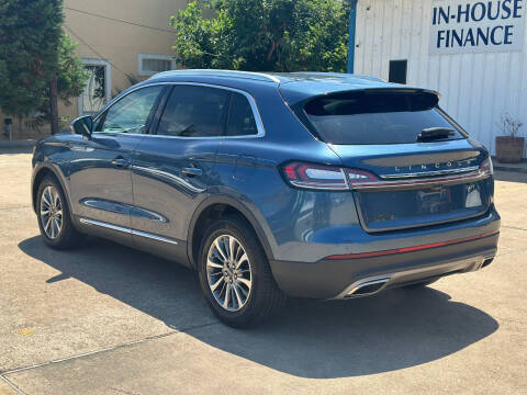 2019 Lincoln Nautilus Select