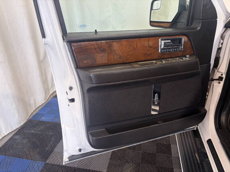 2014 Lincoln Navigator L