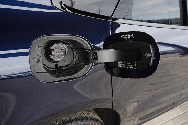 2023 Porsche Macan S