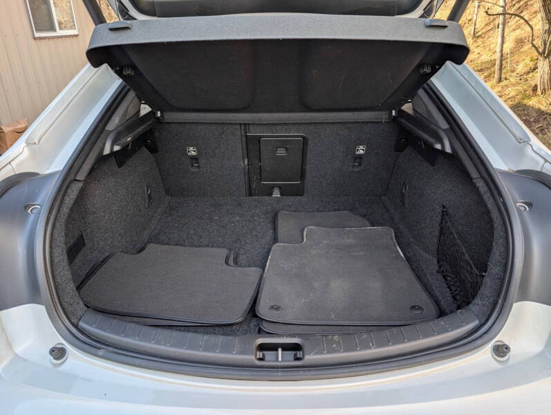 2021 Polestar 2 Launch Edition