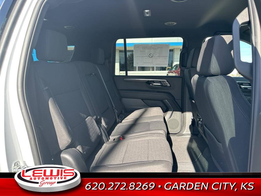 2025 Chevrolet Suburban for sale at Lewis Chevrolet of Garden City in Garden City, KS