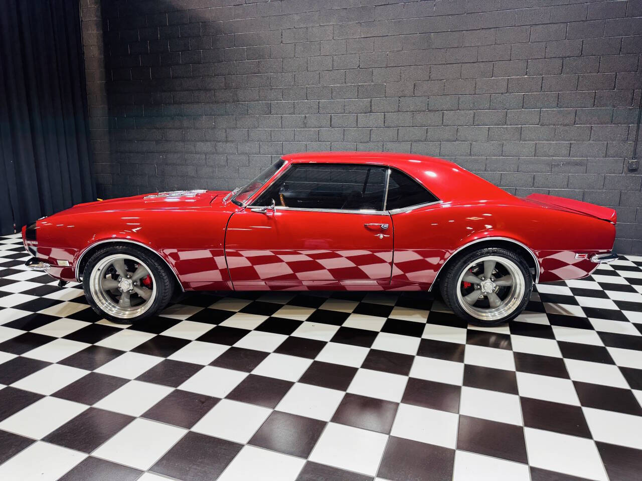 1968 Chevrolet Camaro 10