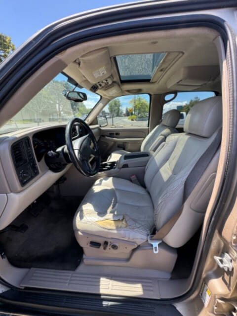 2005 Chevrolet Suburban for sale at 1St Avenue Auto Sales in Kennewick, WA