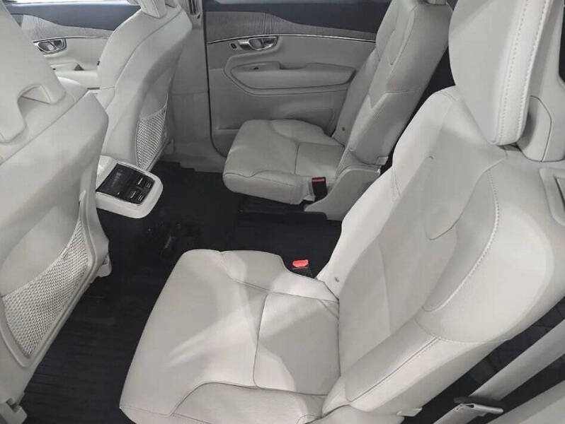 2024 Volvo XC90 B6 Plus Bright Theme 6P