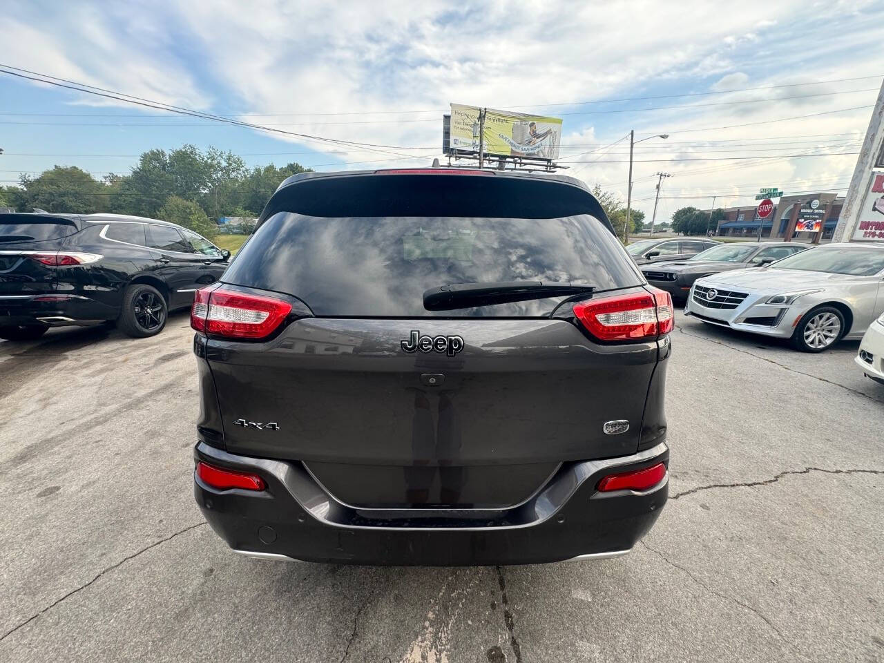 2018 Jeep Cherokee for sale at KAISER MOTOR CARS.LLC in Bowling Green, KY