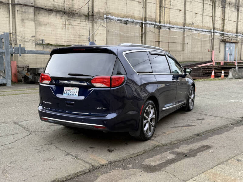 2017 Chrysler Pacifica Limited