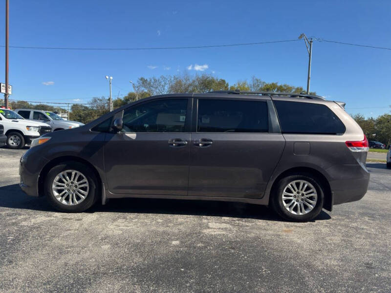 2012 Toyota Sienna