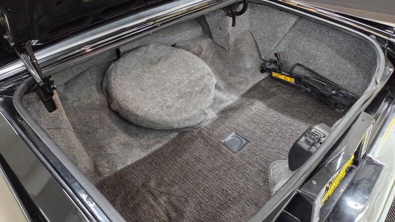 1990 Cadillac Brougham