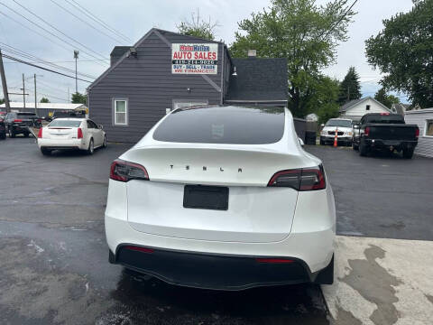 2023 Tesla Model Y Long Range