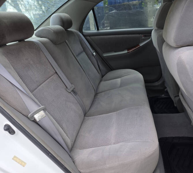 2005 Toyota Corolla