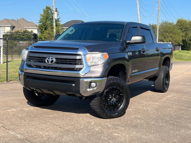 2015 Toyota Tundra for sale at AUTO DIRECT Bellaire in Houston TX