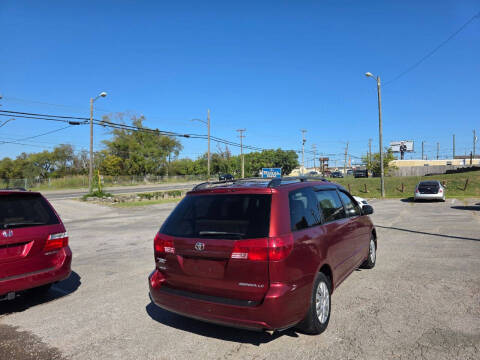 2005 Toyota Sienna CE 7 Passenger