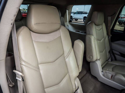 2018 Cadillac Escalade Luxury