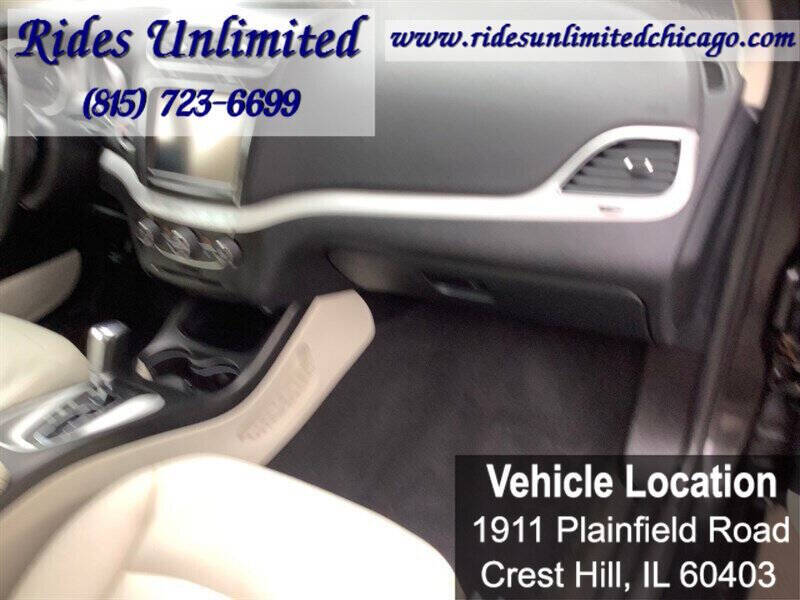 2011 Dodge Journey Lux